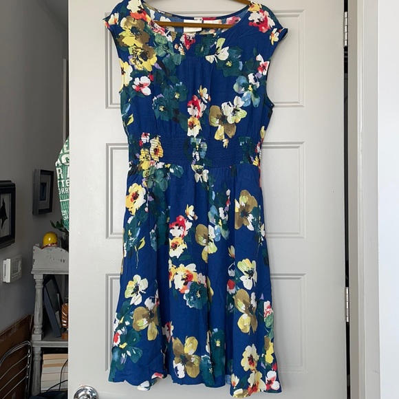 Maeve Dresses & Skirts - Anthropologist Maeve Floral Dress